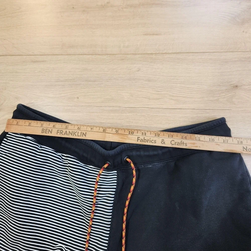 Jordan Shorts Mens XL Black 6